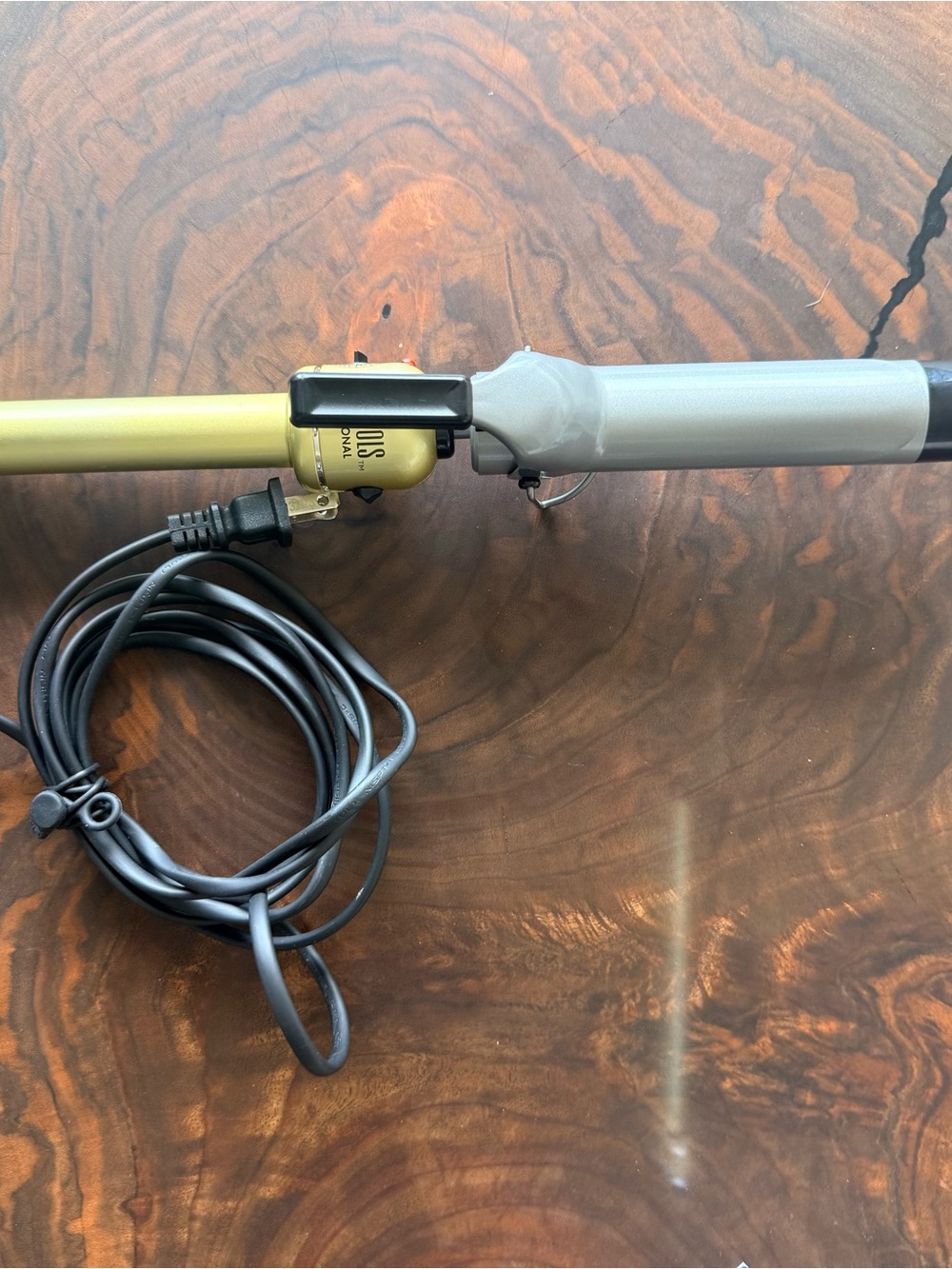 Hot Tools 1” barrel Gold and Silver Corded Styling Iron